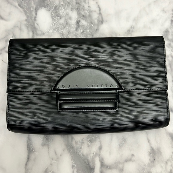 Louis Vuitton Handbags - Vintage Louis Vuitton | Chaillot EPI Clutch